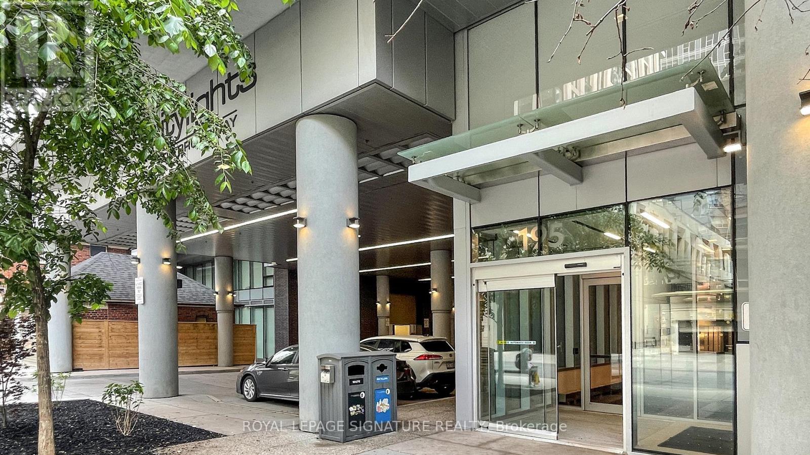 2016 - 195 Redpath Avenue, Toronto, Ontario  M4P 0E4 - Photo 2 - C12907496