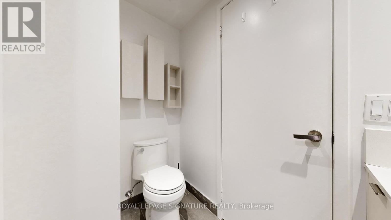 2016 - 195 Redpath Avenue, Toronto, Ontario  M4P 0E4 - Photo 22 - C12907496