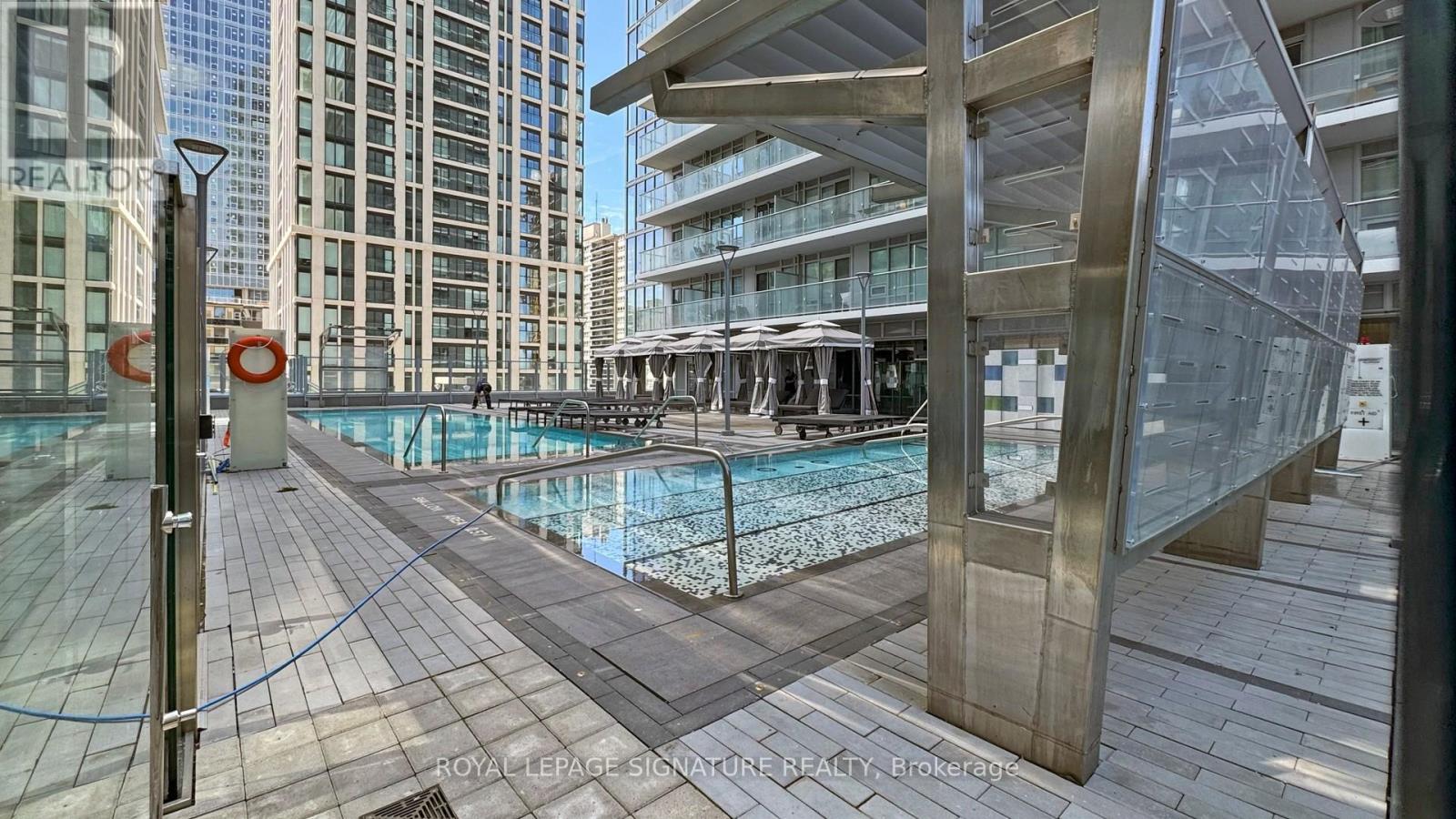 2016 - 195 Redpath Avenue, Toronto, Ontario  M4P 0E4 - Photo 38 - C12907496