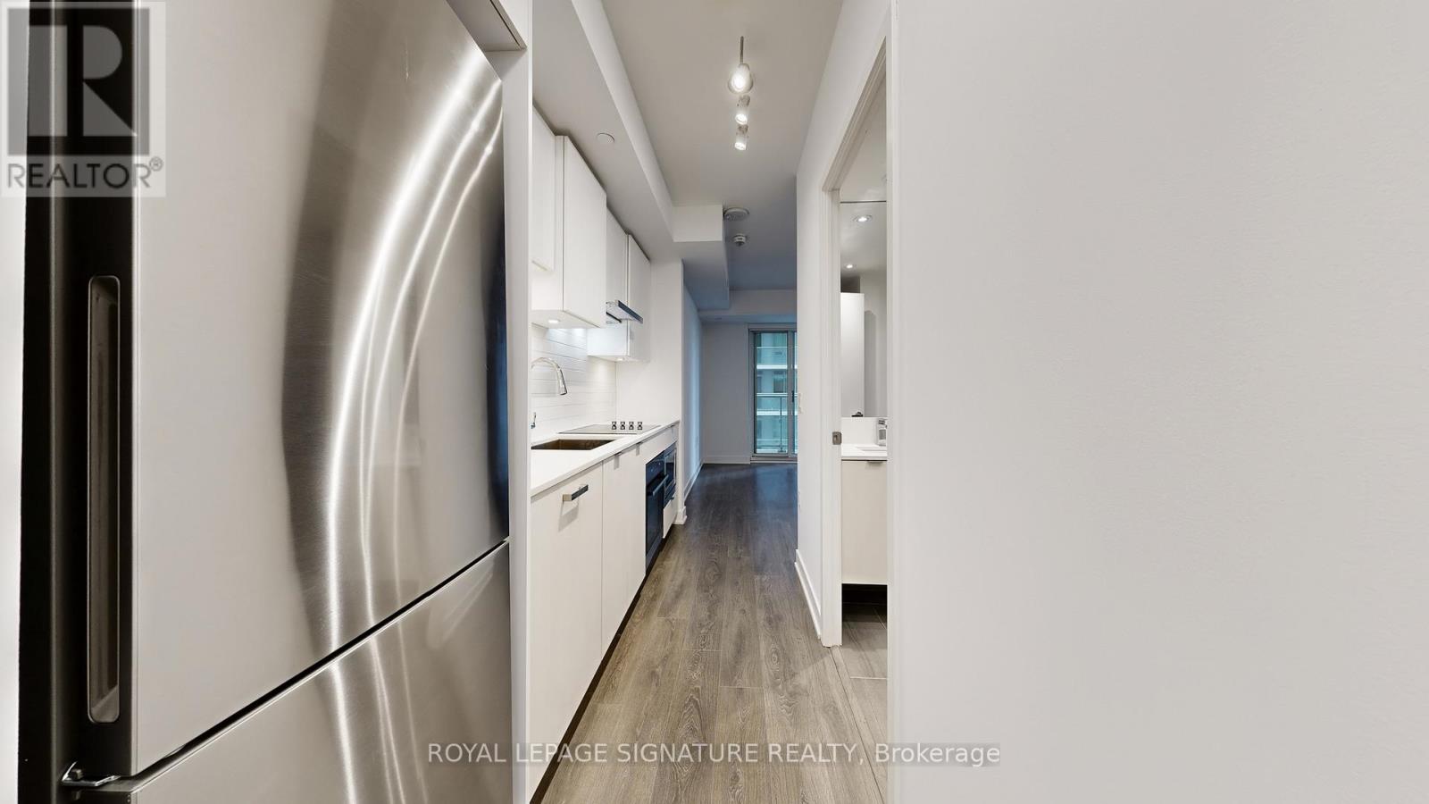 2016 - 195 Redpath Avenue, Toronto, Ontario  M4P 0E4 - Photo 4 - C12907496