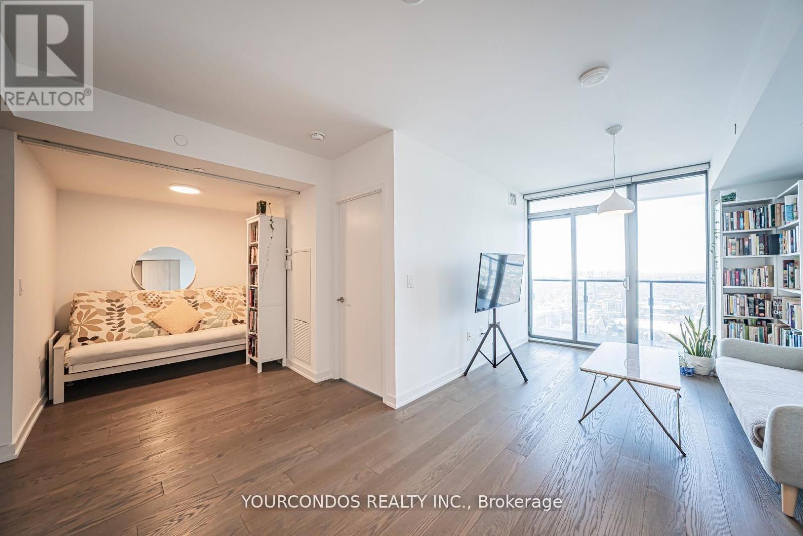 4206 - 11 Wellesley Street W, Toronto, Ontario  M4Y 0G4 - Photo 26 - C12907500