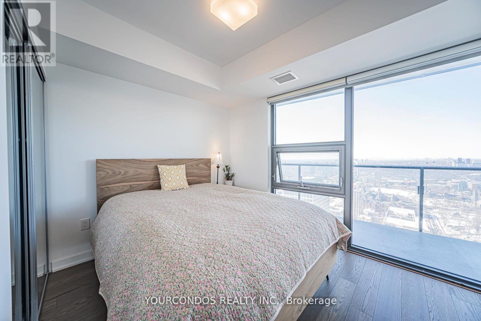 4206 - 11 Wellesley Street W, Toronto, Ontario  M4Y 0G4 - Photo 27 - C12907500