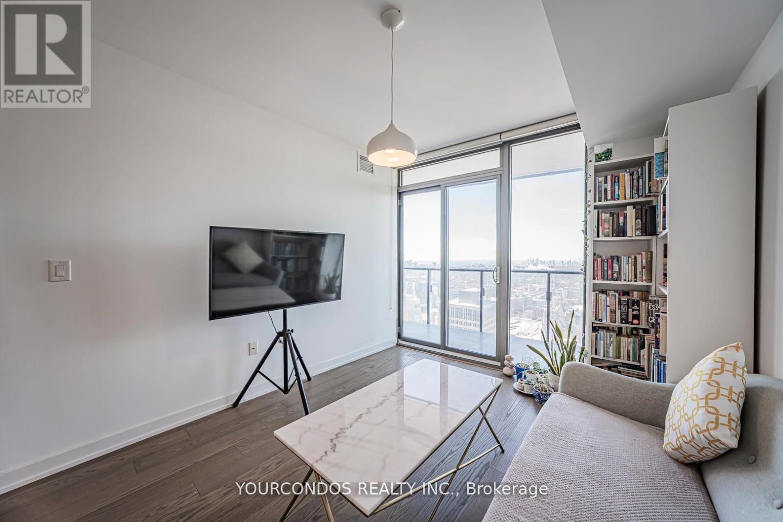 4206 - 11 Wellesley Street W, Toronto, Ontario  M4Y 0G4 - Photo 32 - C12907500