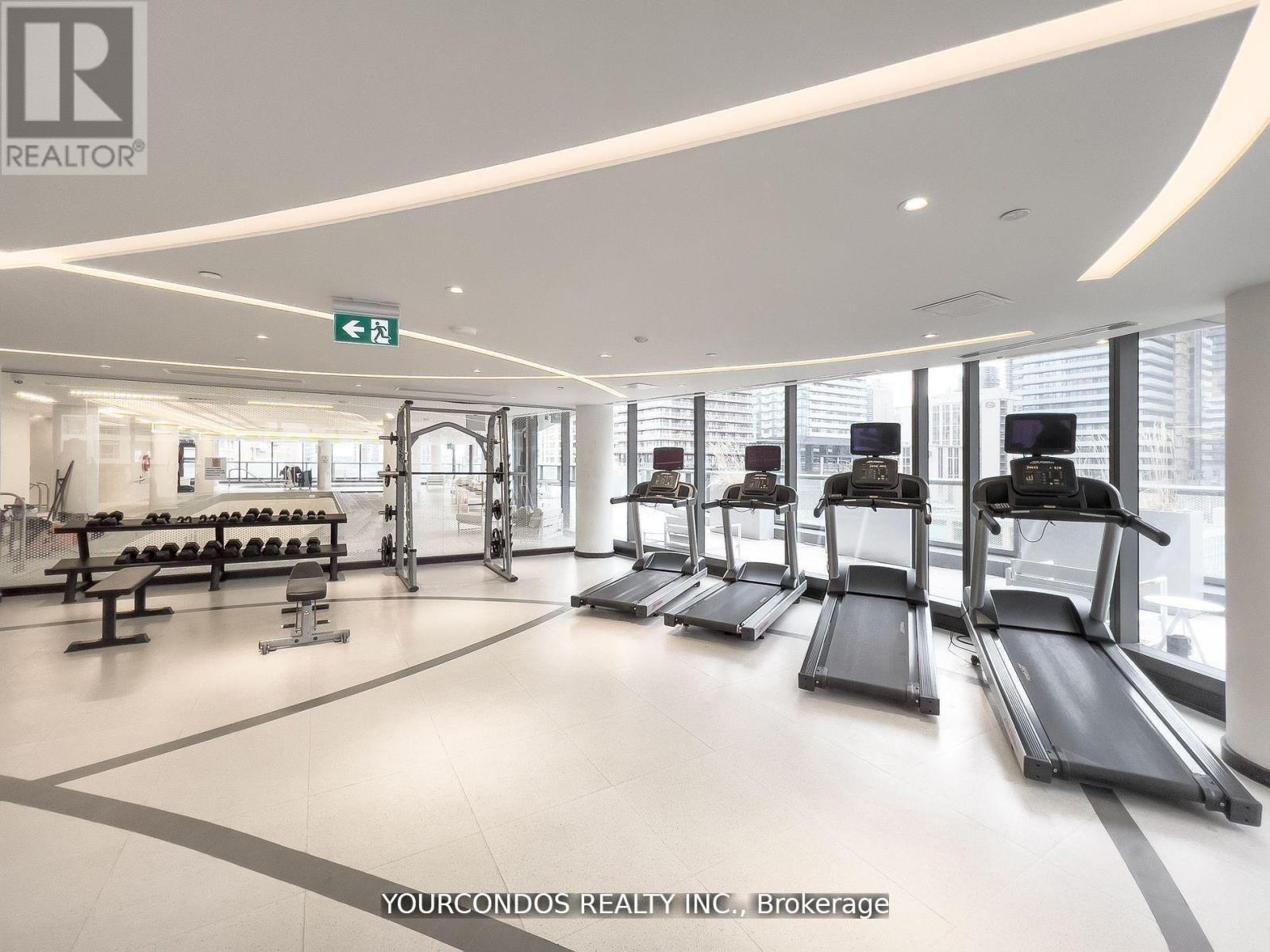 4206 - 11 Wellesley Street W, Toronto, Ontario  M4Y 0G4 - Photo 36 - C12907500