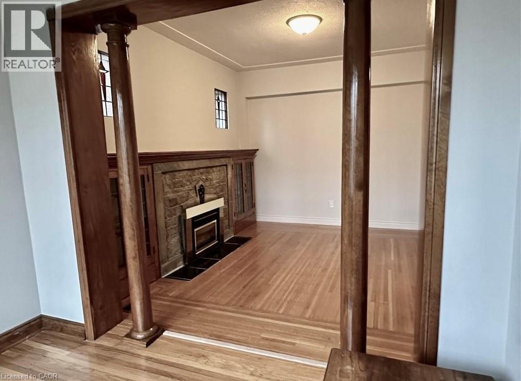 220 Maplewood Avenue Unit# 1, Hamilton, Ontario  L8M 1X8 - Photo 2 - 40813030