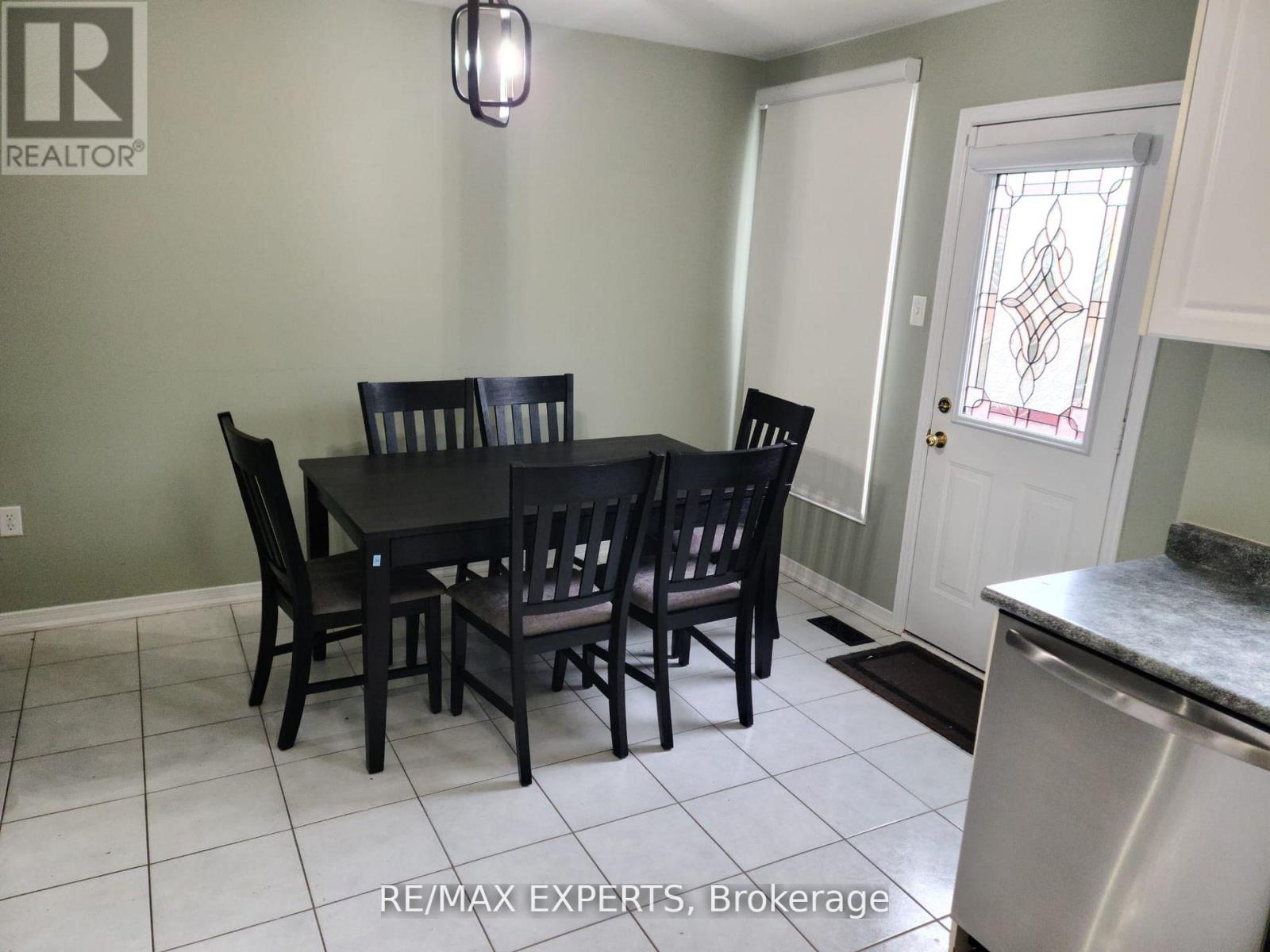 3769 Nightstar Drive, Mississauga, Ontario  L5M 8A5 - Photo 8 - W12907504