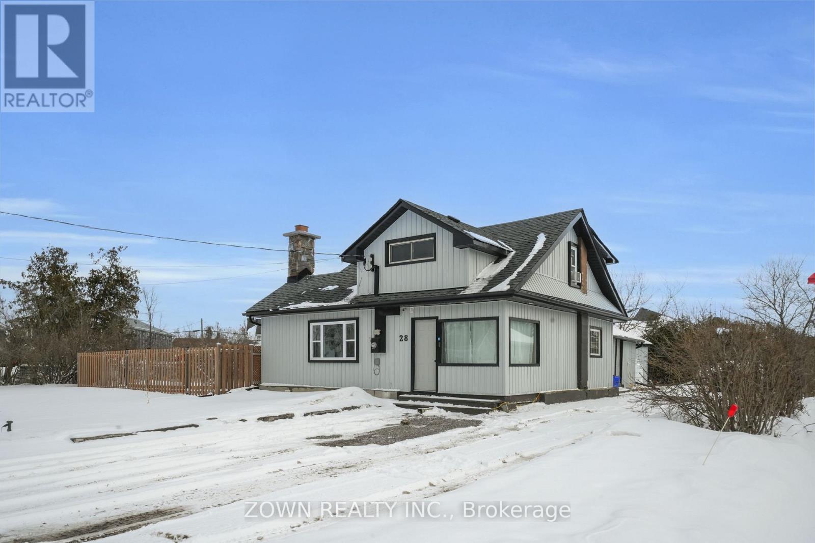 28 Prince Street W, Kawartha Lakes, Ontario  K0M 1A0 - Photo 3 - X12907494
