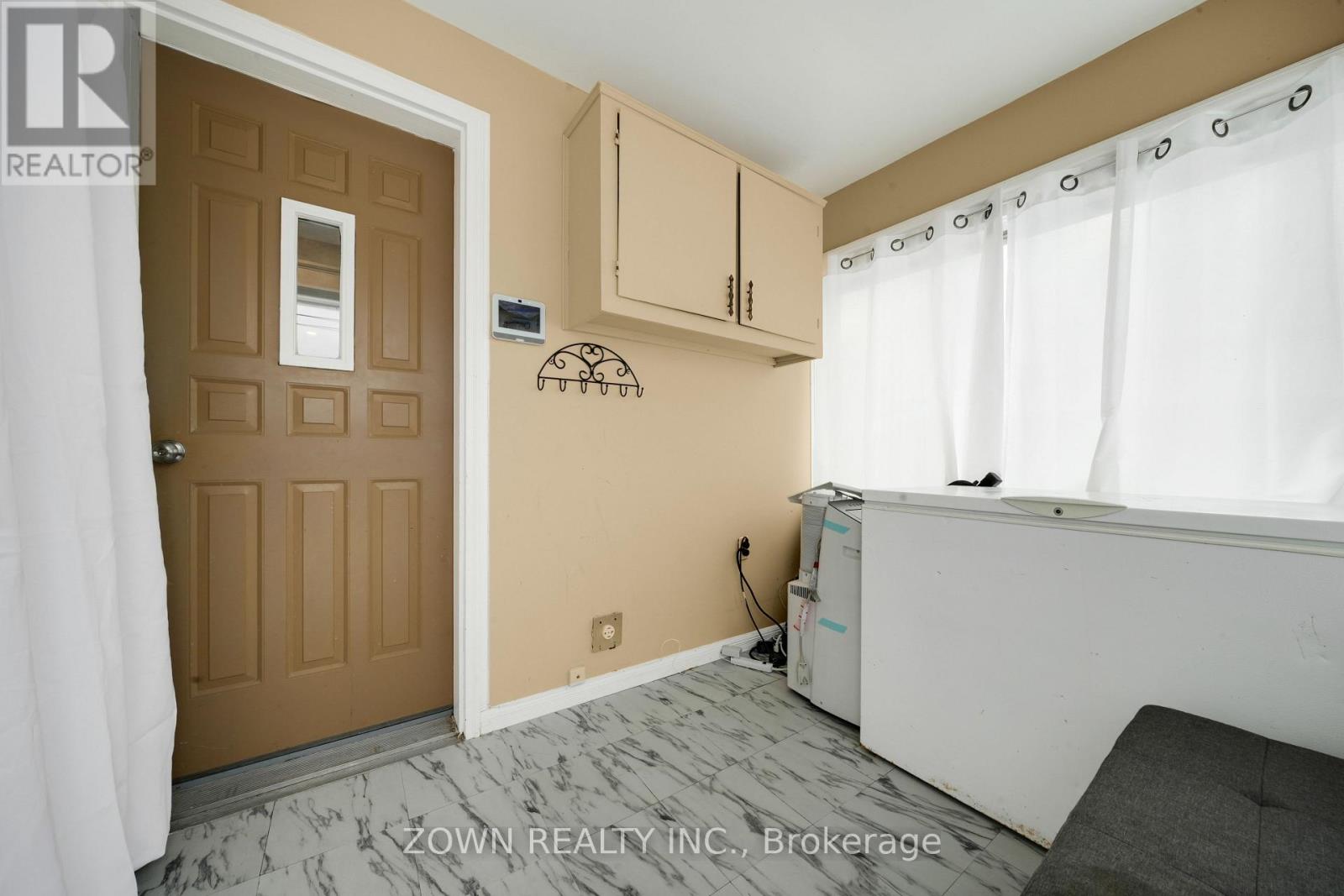 28 Prince Street W, Kawartha Lakes, Ontario  K0M 1A0 - Photo 4 - X12907494