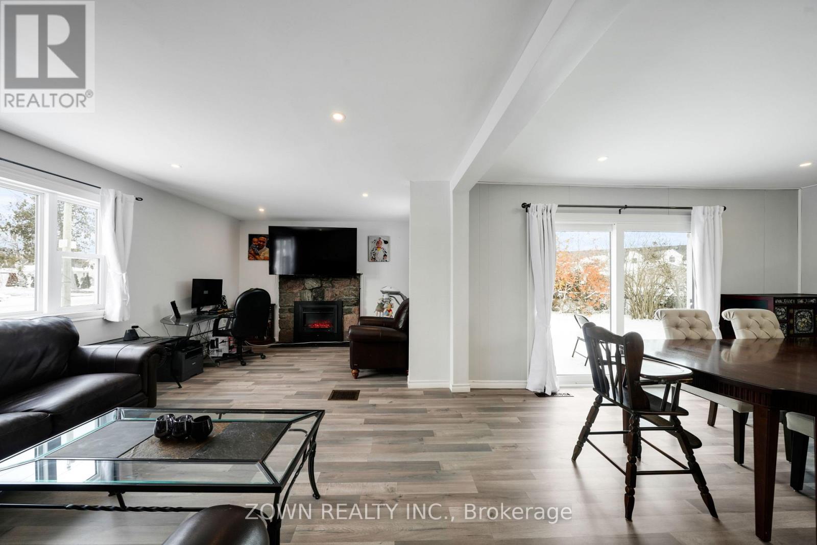 28 Prince Street W, Kawartha Lakes, Ontario  K0M 1A0 - Photo 7 - X12907494