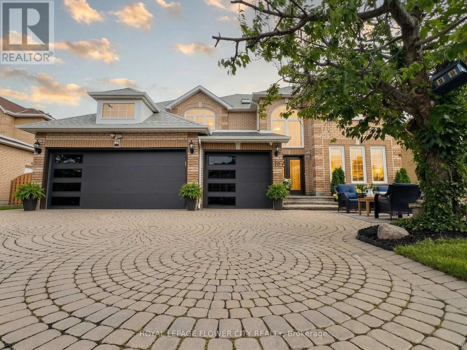 70 Colonel Bertram Road, Brampton, Ontario  L6Z 4T6 - Photo 2 - W12811020