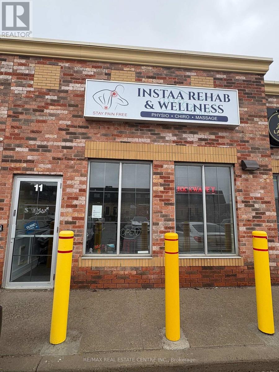 11 - 143 CLARENCE STREET, Brampton, Ontario