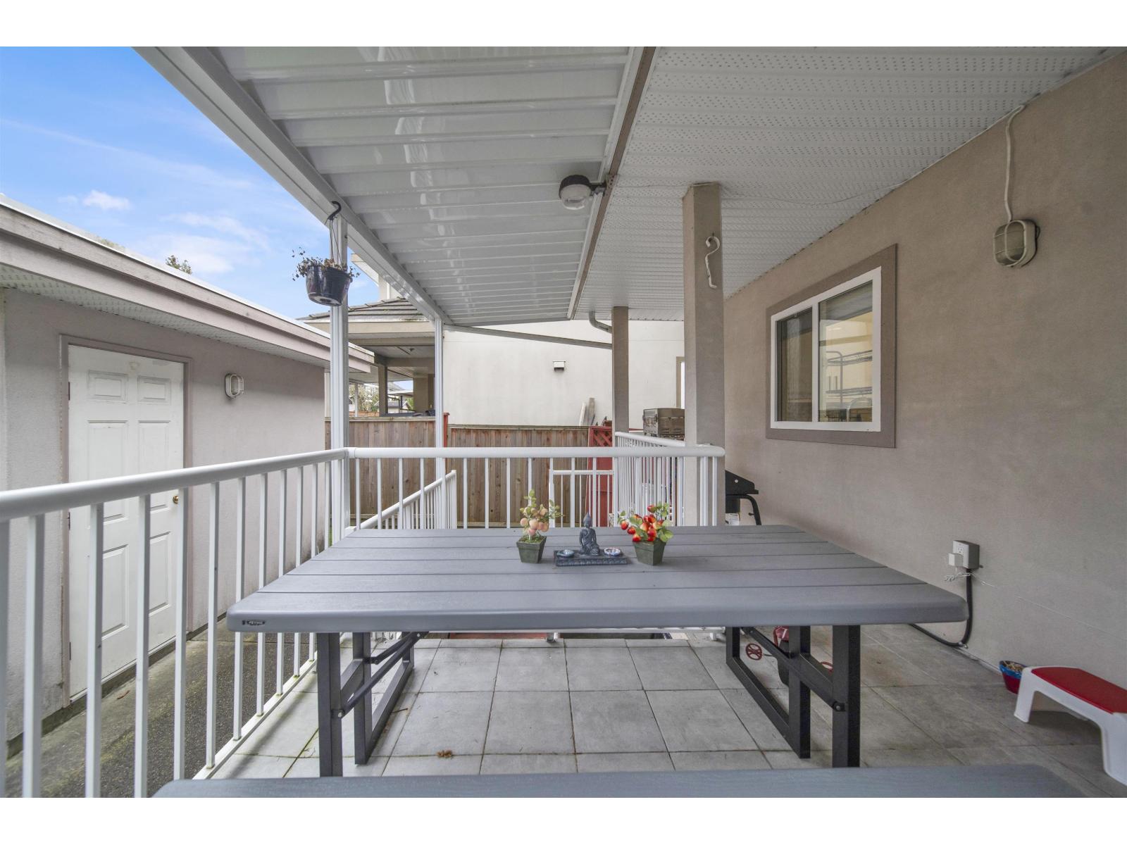 6332 125a Street, Surrey, British Columbia  V3X 3N1 - Photo 23 - R3090595