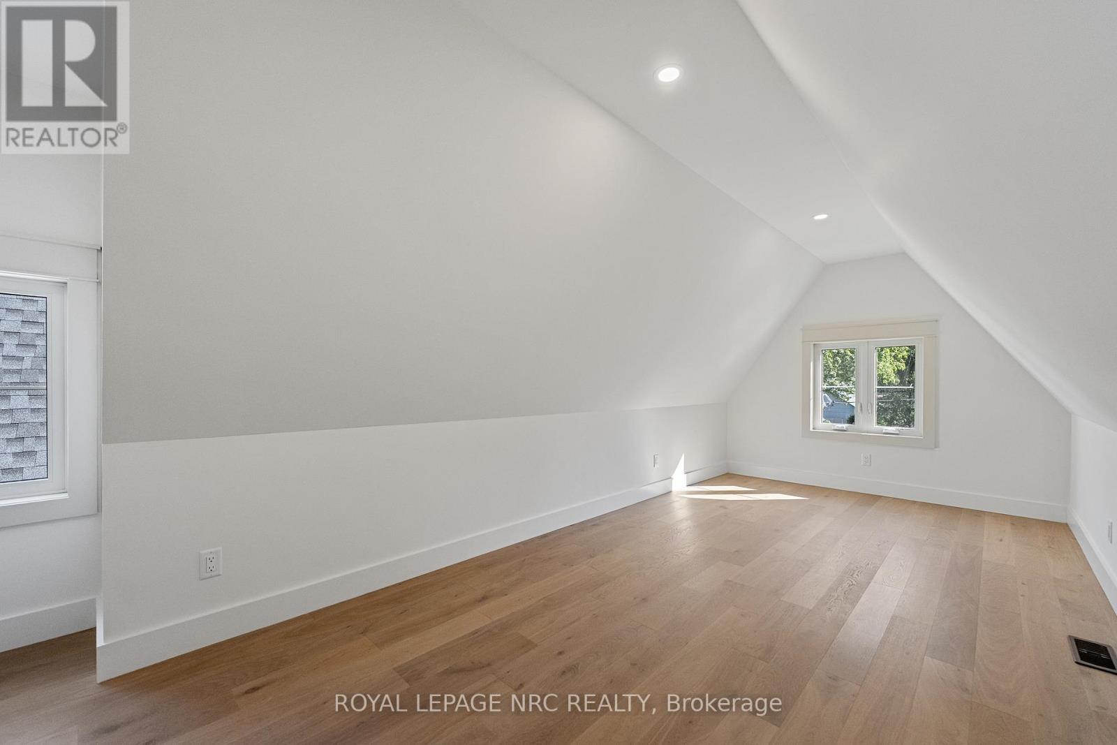 4062 Glenspring Road, Fort Erie, Ontario  L0S 1B0 - Photo 30 - X12880056