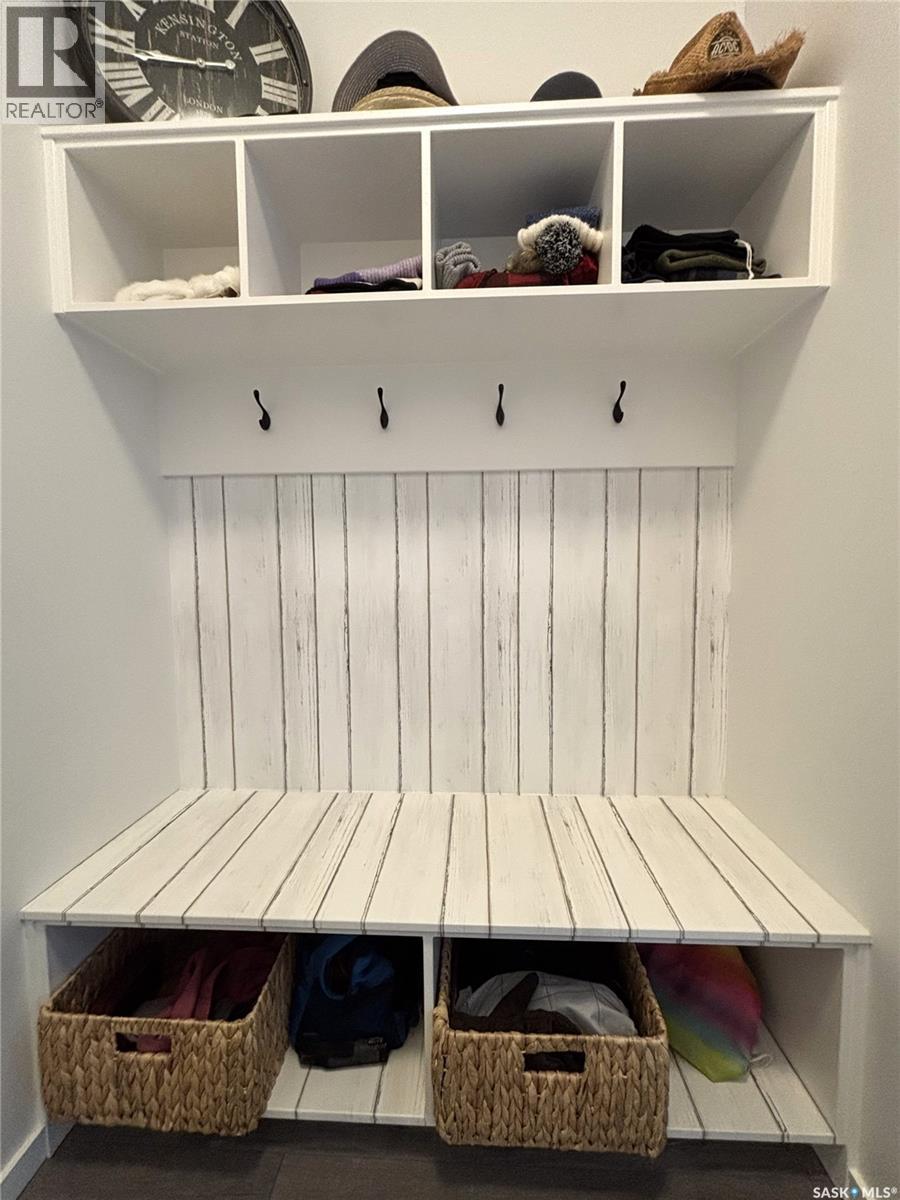 523 Kensington Place, Saskatoon, Saskatchewan  S7L 6N7 - Photo 5 - SK030729