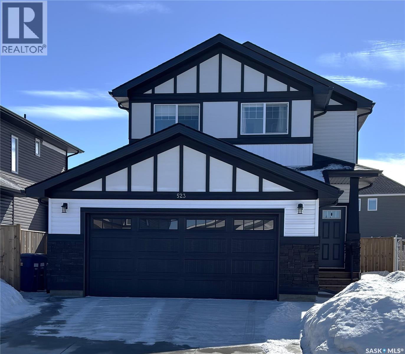 523 Kensington Place, Saskatoon, Saskatchewan  S7L 6N7 - Photo 2 - SK030729