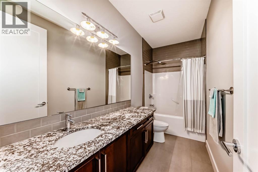 12 Emberside Glen, Cochrane, Alberta  T4C 2L6 - Photo 35 - A2279826