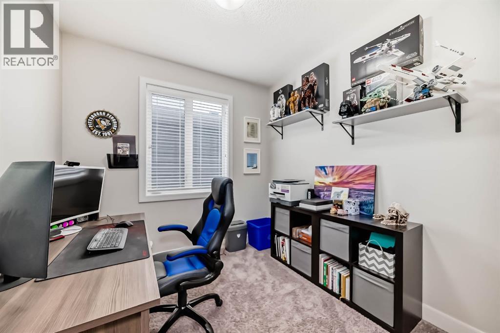 12 Emberside Glen, Cochrane, Alberta  T4C 2L6 - Photo 33 - A2279826