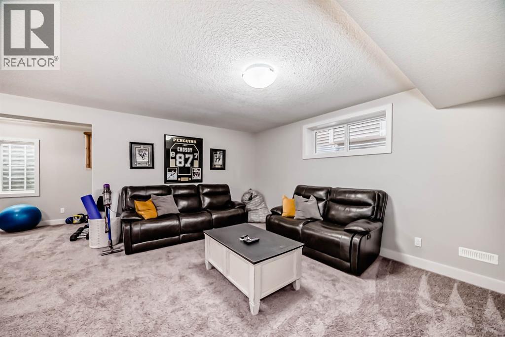 12 Emberside Glen, Cochrane, Alberta  T4C 2L6 - Photo 37 - A2279826