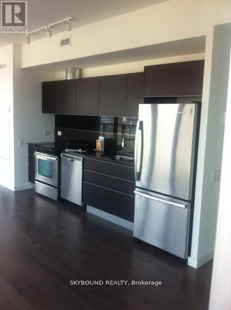 2703 - 70 Distillery Lane, Toronto, Ontario  M5A 0E3 - Photo 2 - C12907510