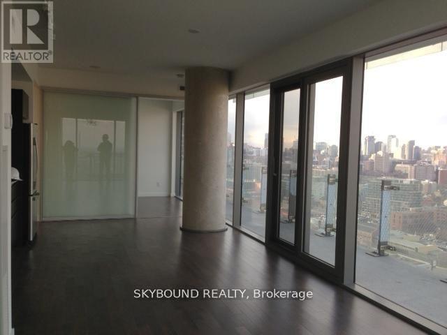 2703 - 70 Distillery Lane, Toronto, Ontario  M5A 0E3 - Photo 3 - C12907510