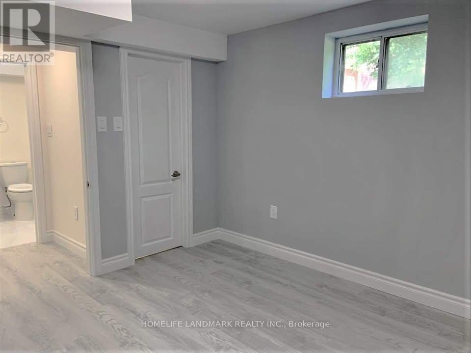 Bsmt - 6 Dempster Street, Toronto (Tam O'shanter-Sullivan), Ontario  M1T 2T4 - Photo 4 - E12907512