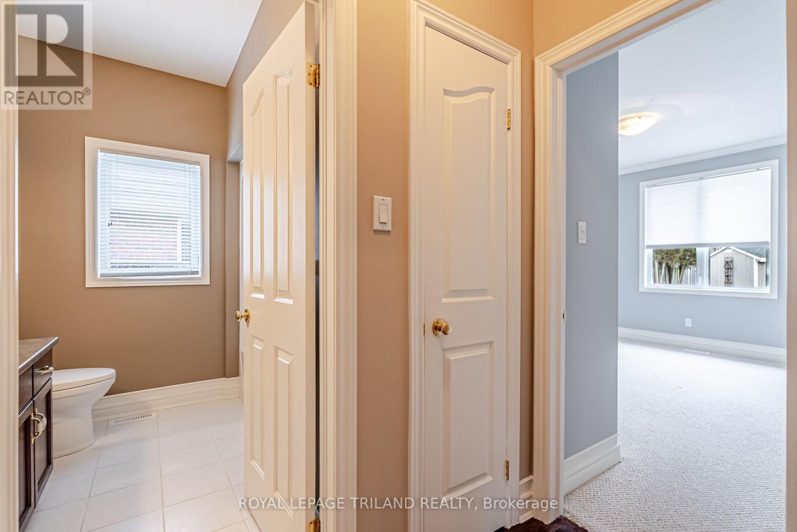 43 Pinehurst Drive, Thames Centre, Ontario N0L 1G2 - Photo 30 - X12899386