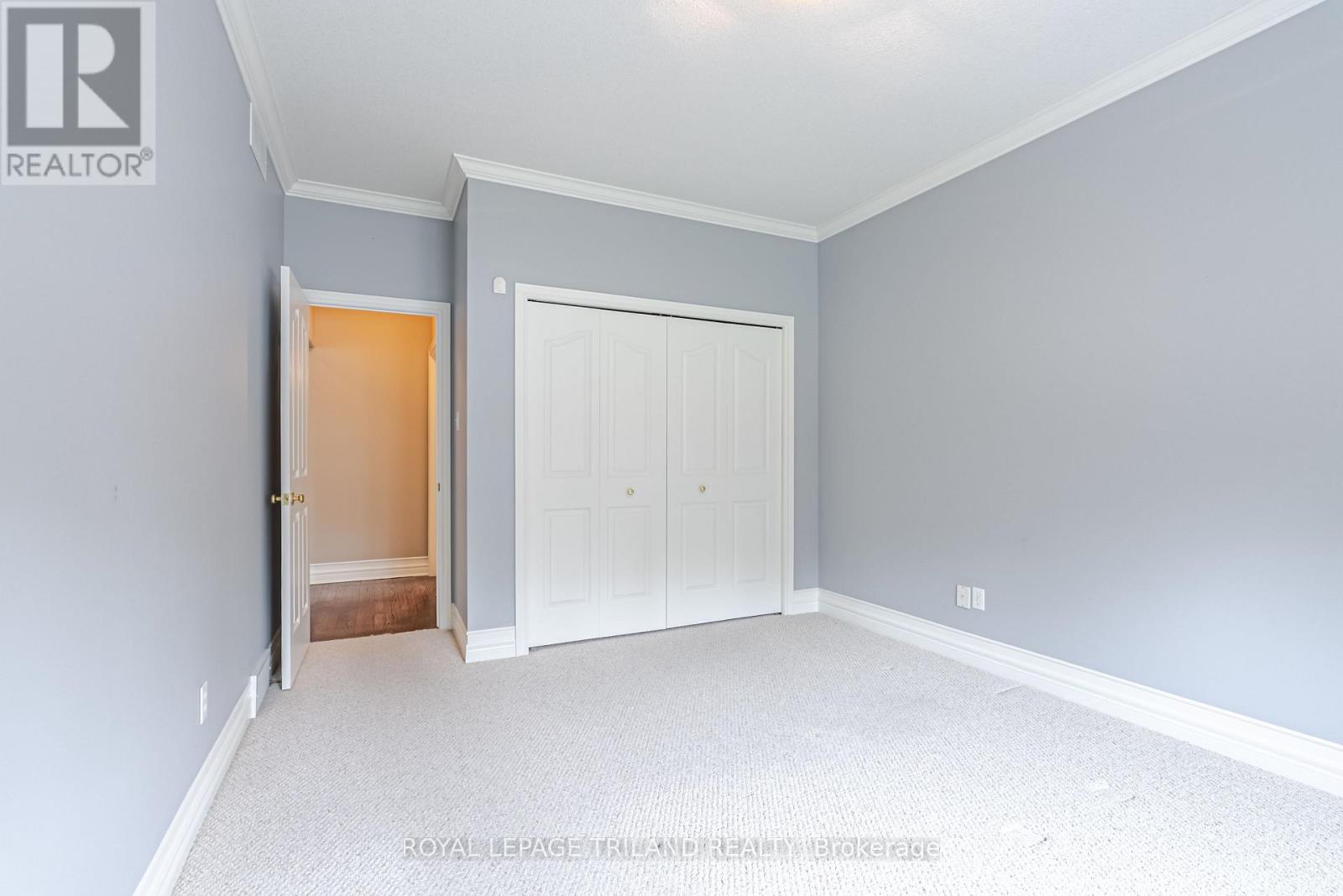 43 Pinehurst Drive, Thames Centre, Ontario N0L 1G2 - Photo 33 - X12899386