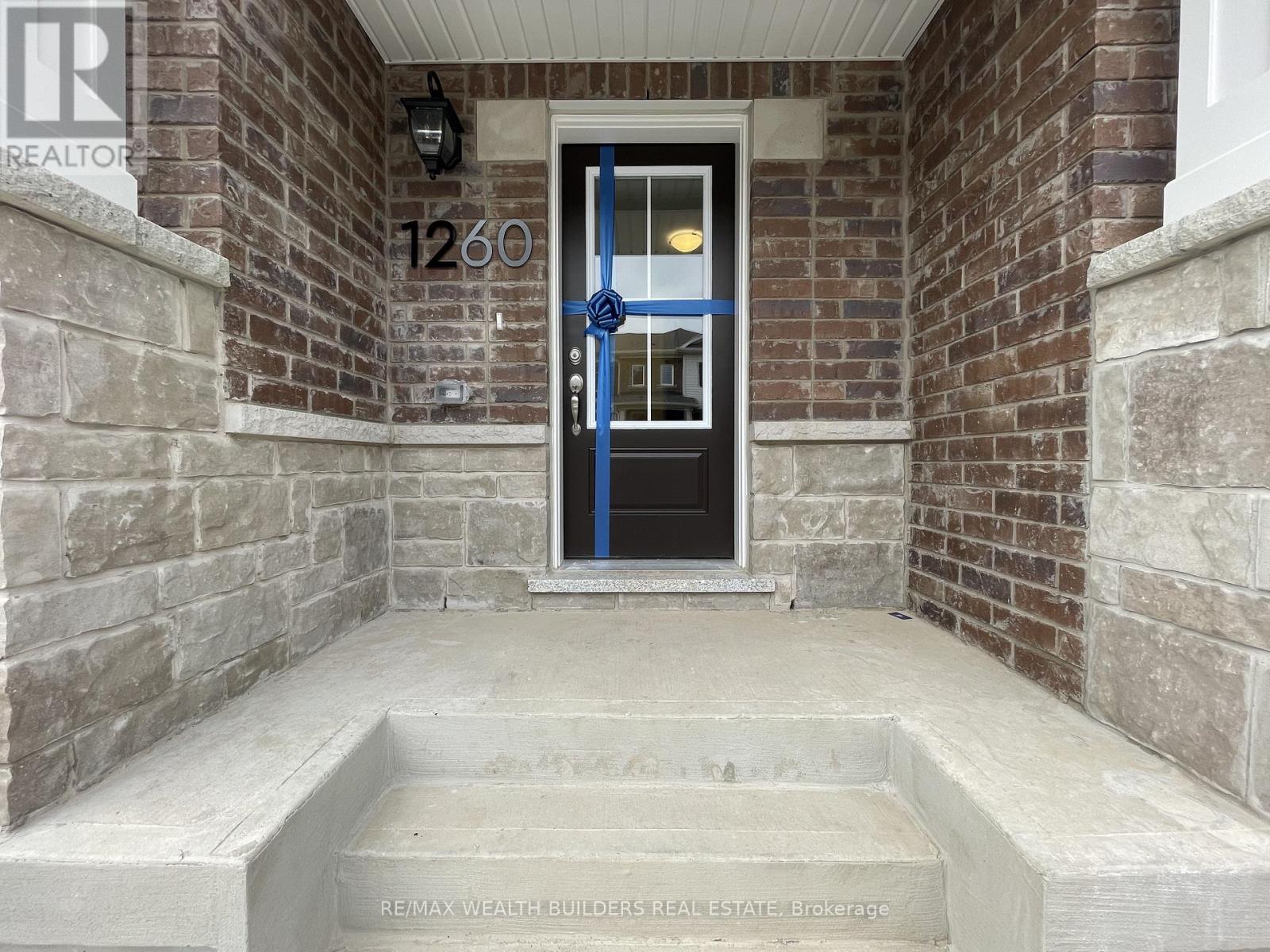 1260 WINTERGREEN PLACE, Milton, Ontario