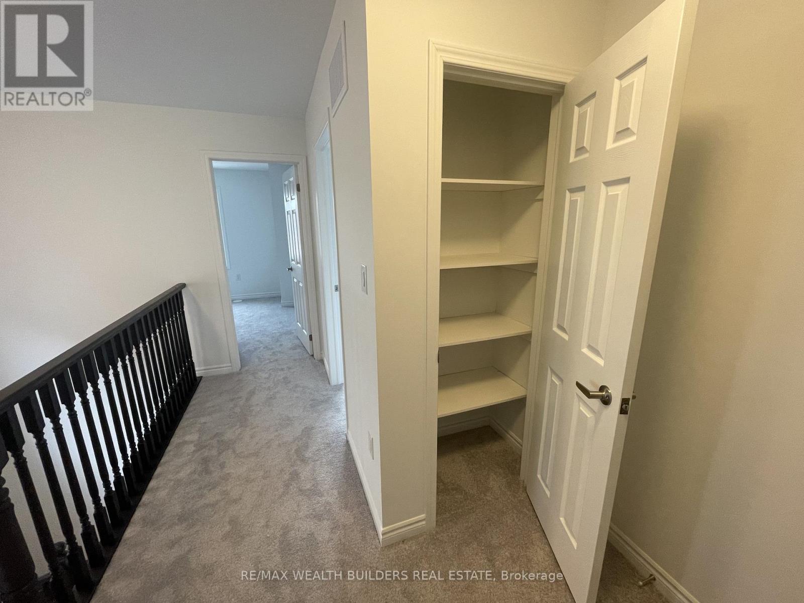 1260 Wintergreen Place, Milton (Cb Cobban), Ontario  L9E 1S3 - Photo 14 - W12907514