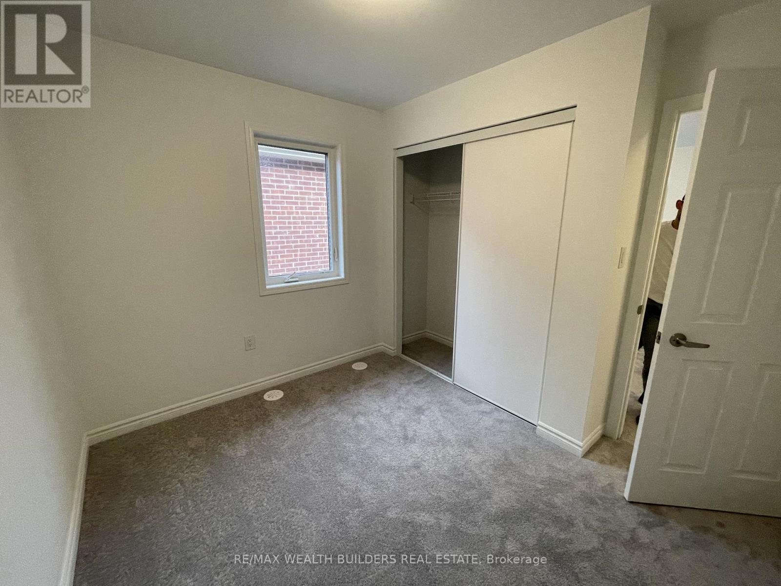 1260 Wintergreen Place, Milton (Cb Cobban), Ontario  L9E 1S3 - Photo 24 - W12907514