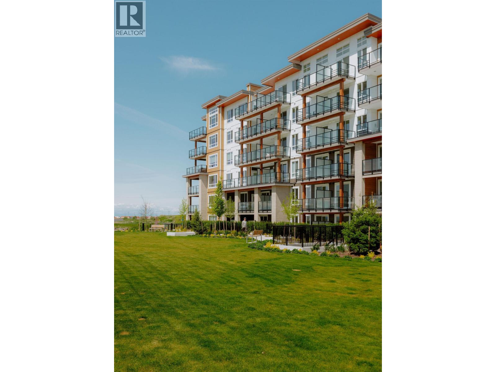106 2463 Rabbit Drive, Tsawwassen, British Columbia  V4M 0G6 - Photo 2 - R3094317