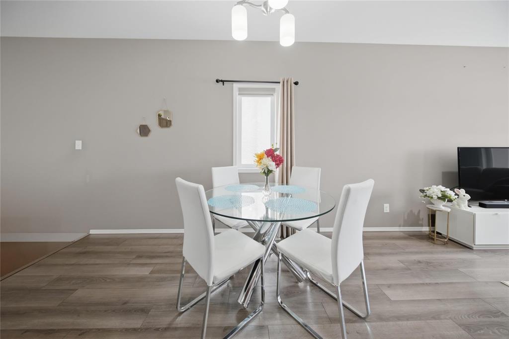 95 Castlebury Meadows Drive, Winnipeg, Manitoba  R2R 1C5 - Photo 11 - 202605203