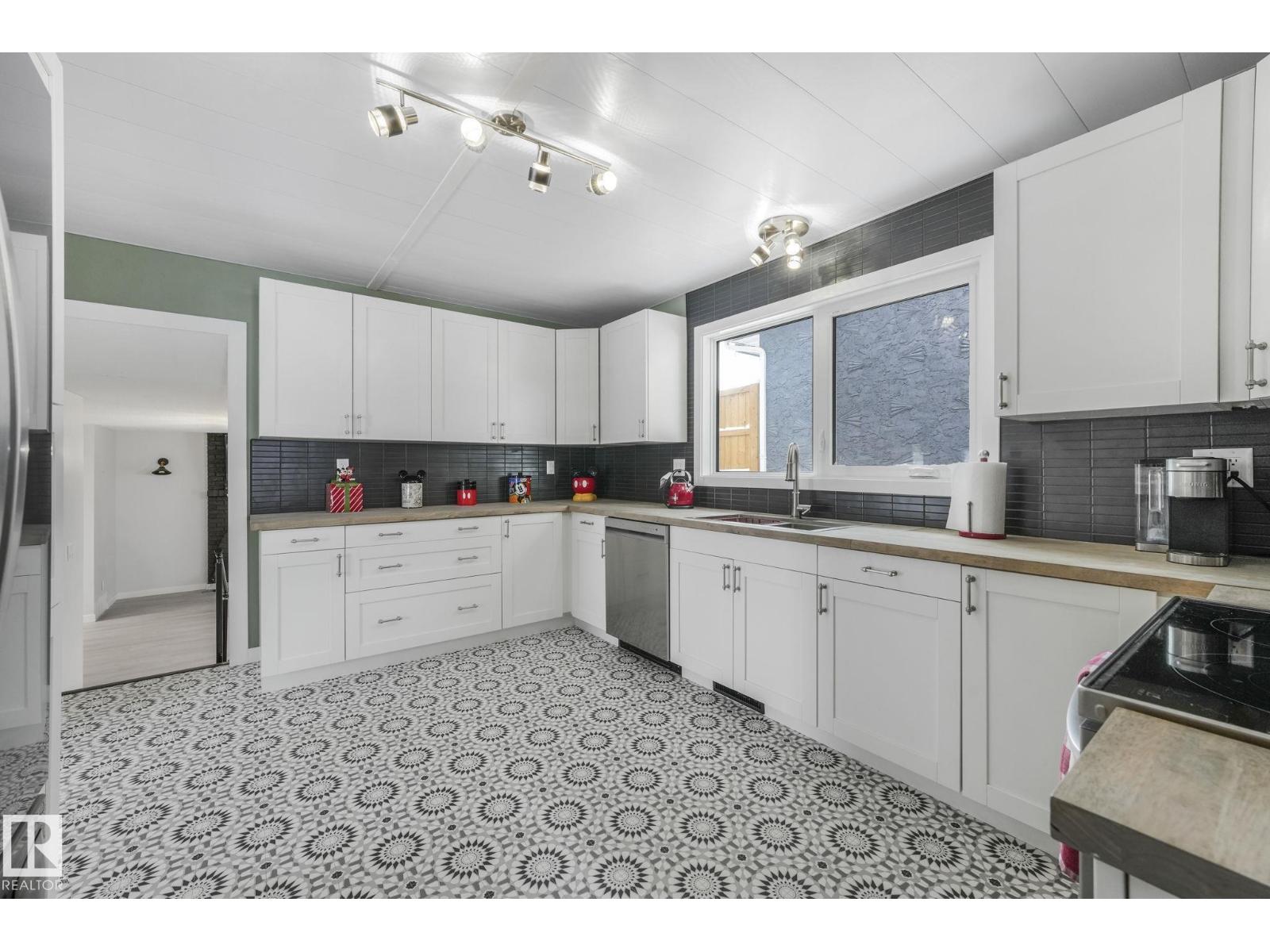 5204 47 St, Redwater, Alberta  T0A 2W0 - Photo 8 - E4474786