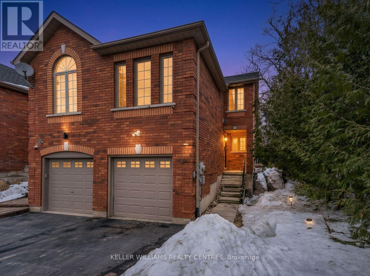 163A OWEN STREET, Barrie, Ontario