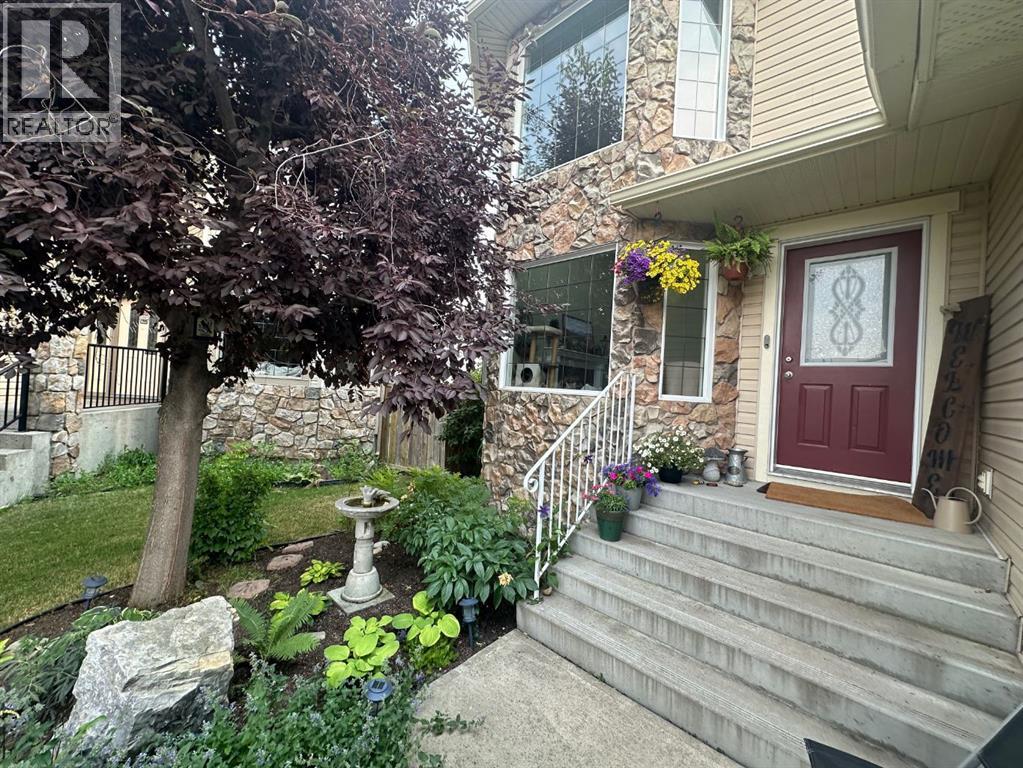 311 Crystal Shores View, Okotoks, Alberta  T1S 2H9 - Photo 43 - A2294700