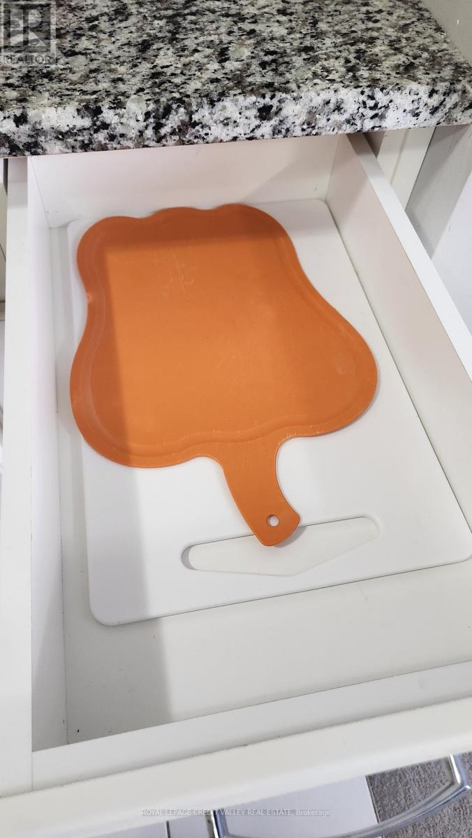 984 Wright Drive, Midland, Ontario  L4R 0E4 - Photo 15 - S12907550