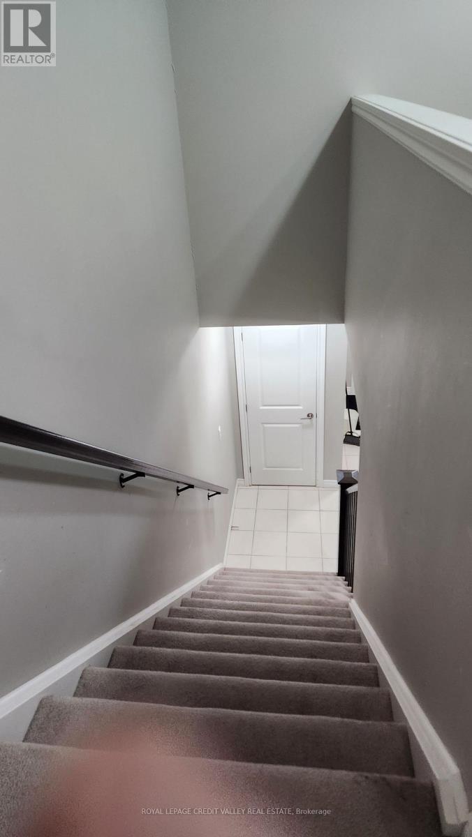 984 Wright Drive, Midland, Ontario  L4R 0E4 - Photo 2 - S12907550