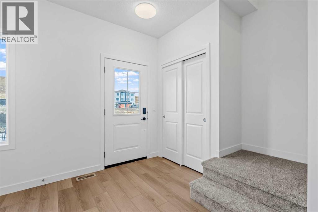 1007, 25 Wildwoods Court Sw, Airdrie, Alberta  T4B 5V7 - Photo 2 - A2283457