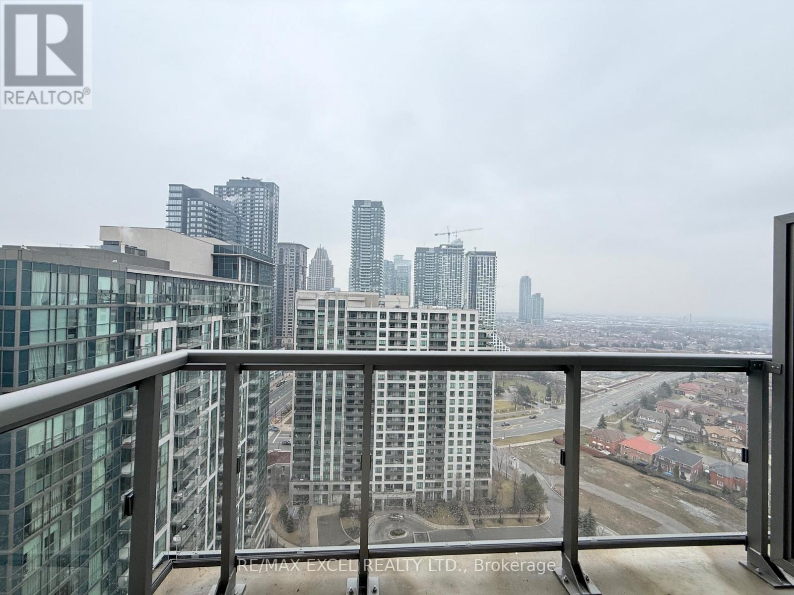 Ph208 - 349 Rathburn Road W, Mississauga, Ontario  L5B 0G9 - Photo 11 - W12907516