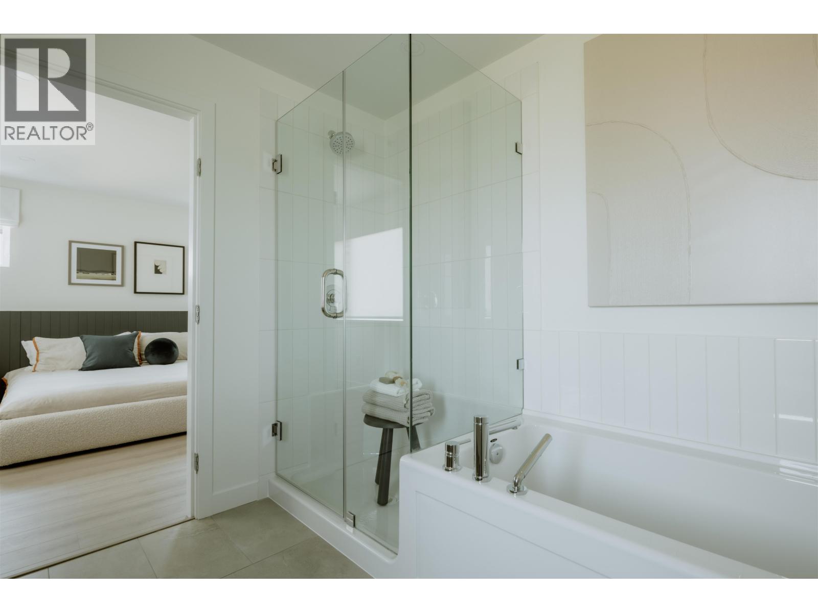 2470 Alder Way, Tsawwassen, British Columbia  V4M 0G8 - Photo 5 - R3041516