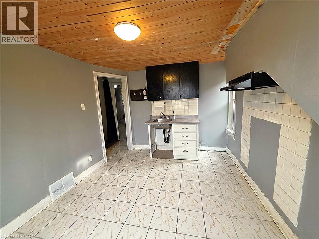 220 Emerald Street N, Hamilton, Ontario  L8L 5K8 - Photo 14 - 40798621