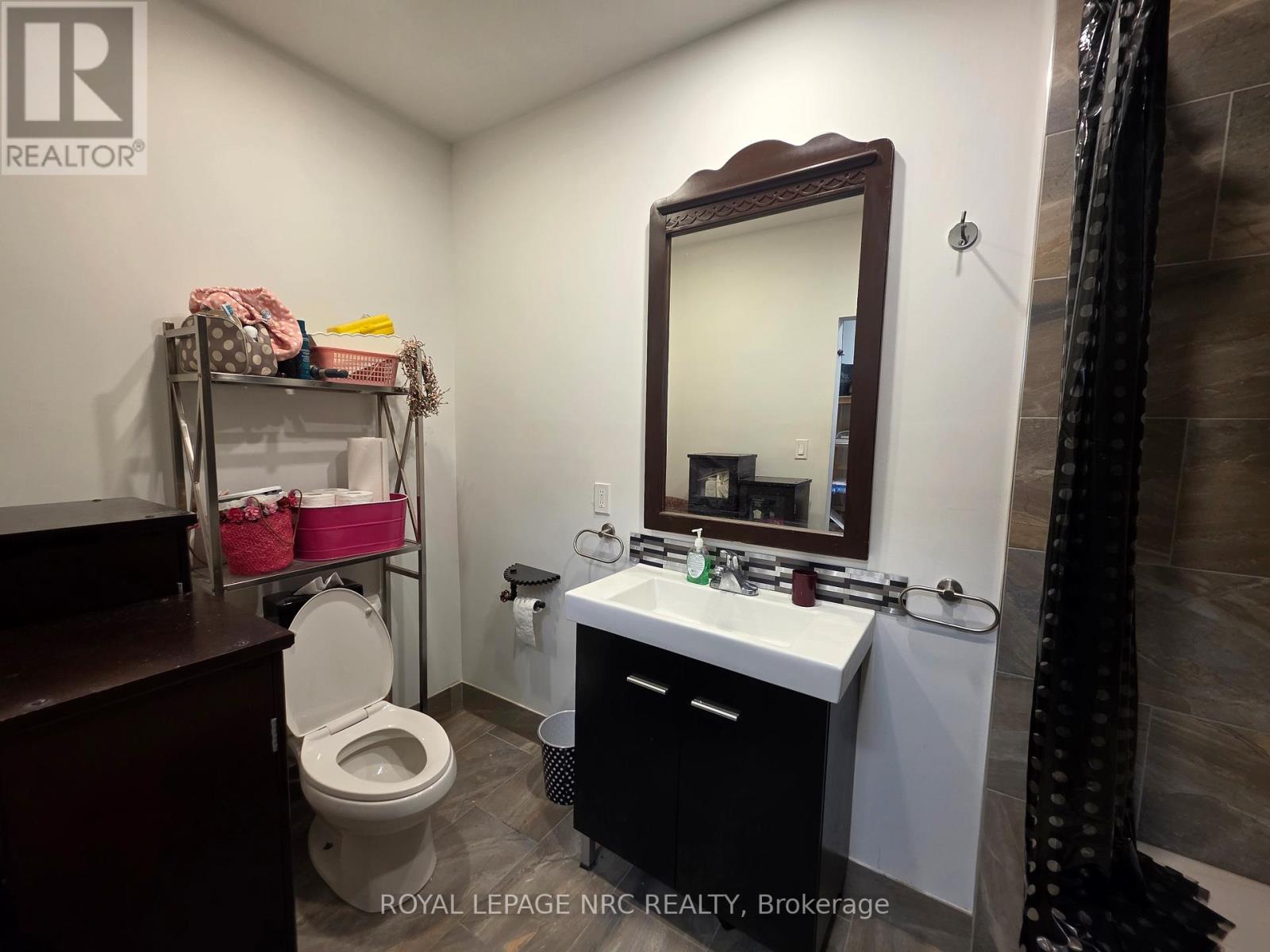 220 Emerald Street N, Hamilton, Ontario  L8L 5K8 - Photo 9 - X12697068