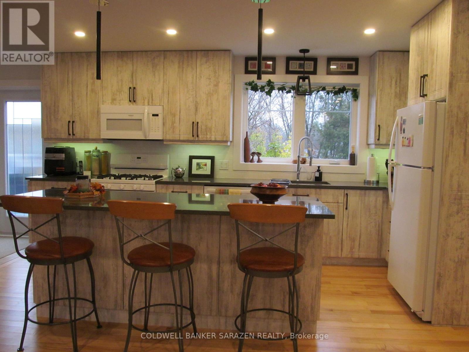 20 Burnstown Road, Mcnab/braeside, Ontario  K0A 3L0 - Photo 13 - X12898644