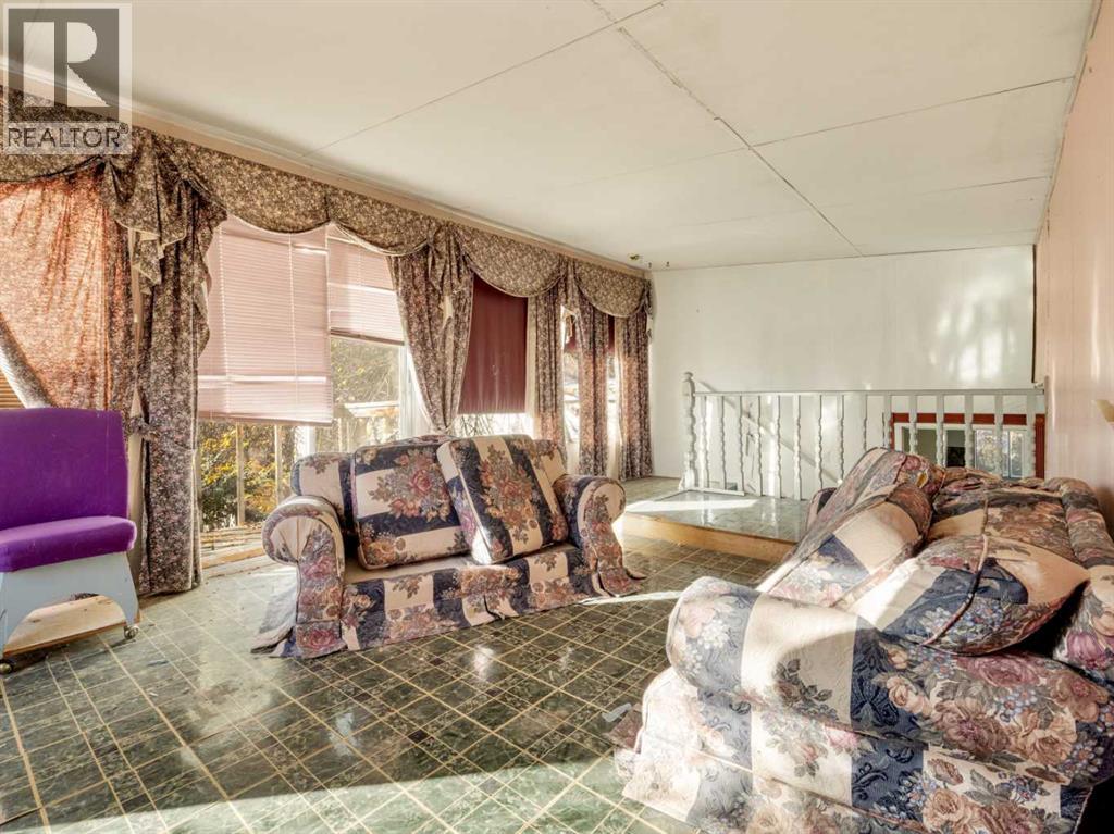 404 5 Avenue, Warner, Alberta  T0K 2L0 - Photo 27 - A2262391