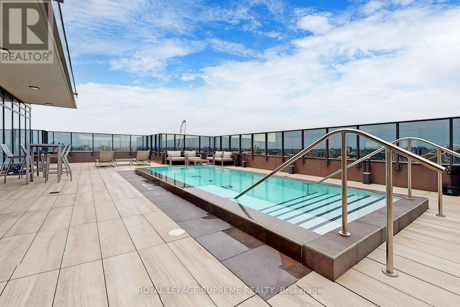 2208 - 330 Richmond Street W, Toronto, Ontario  M5V 0M4 - Photo 16 - C12812412