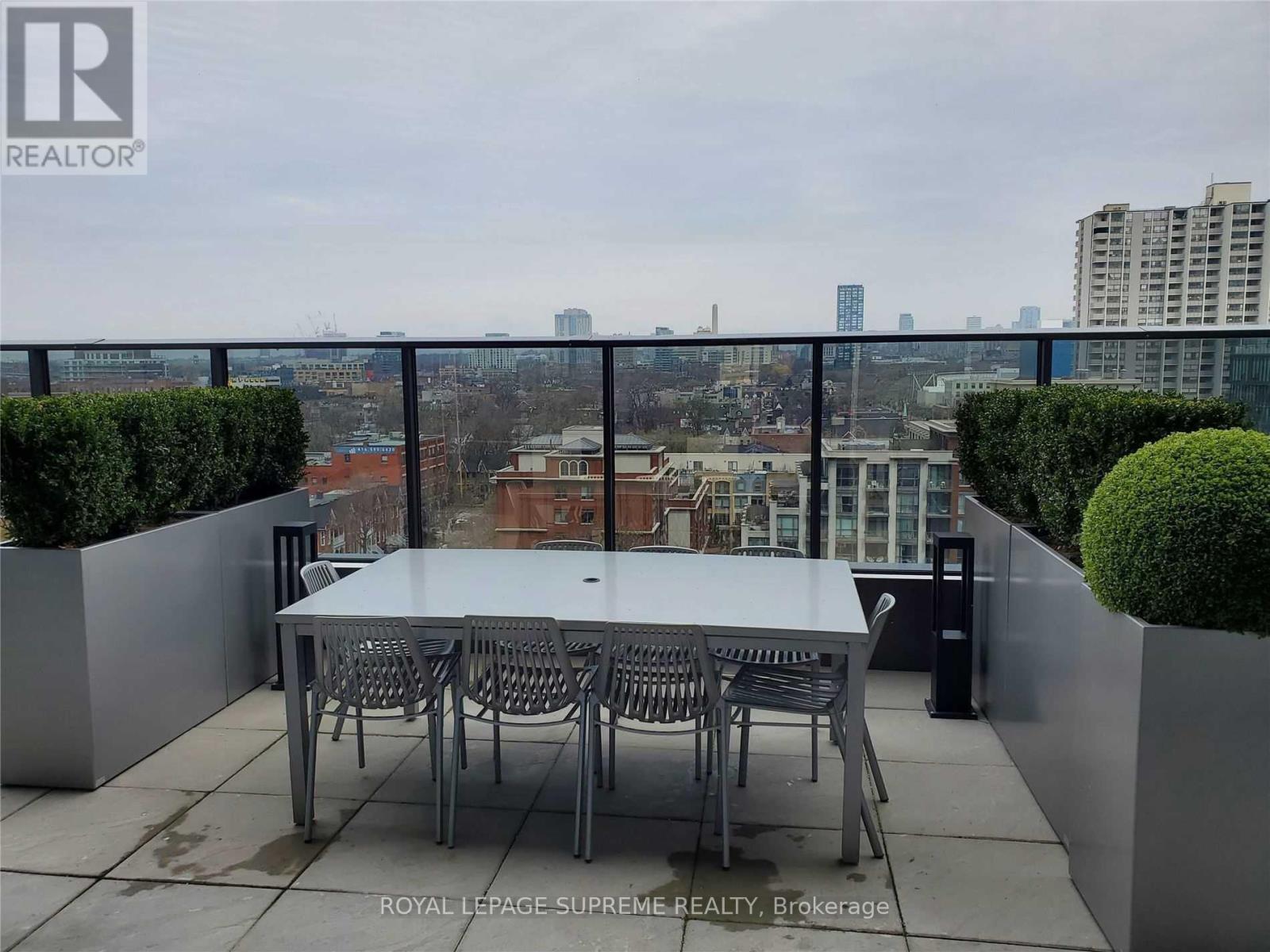 2208 - 330 Richmond Street W, Toronto, Ontario  M5V 0M4 - Photo 35 - C12812412