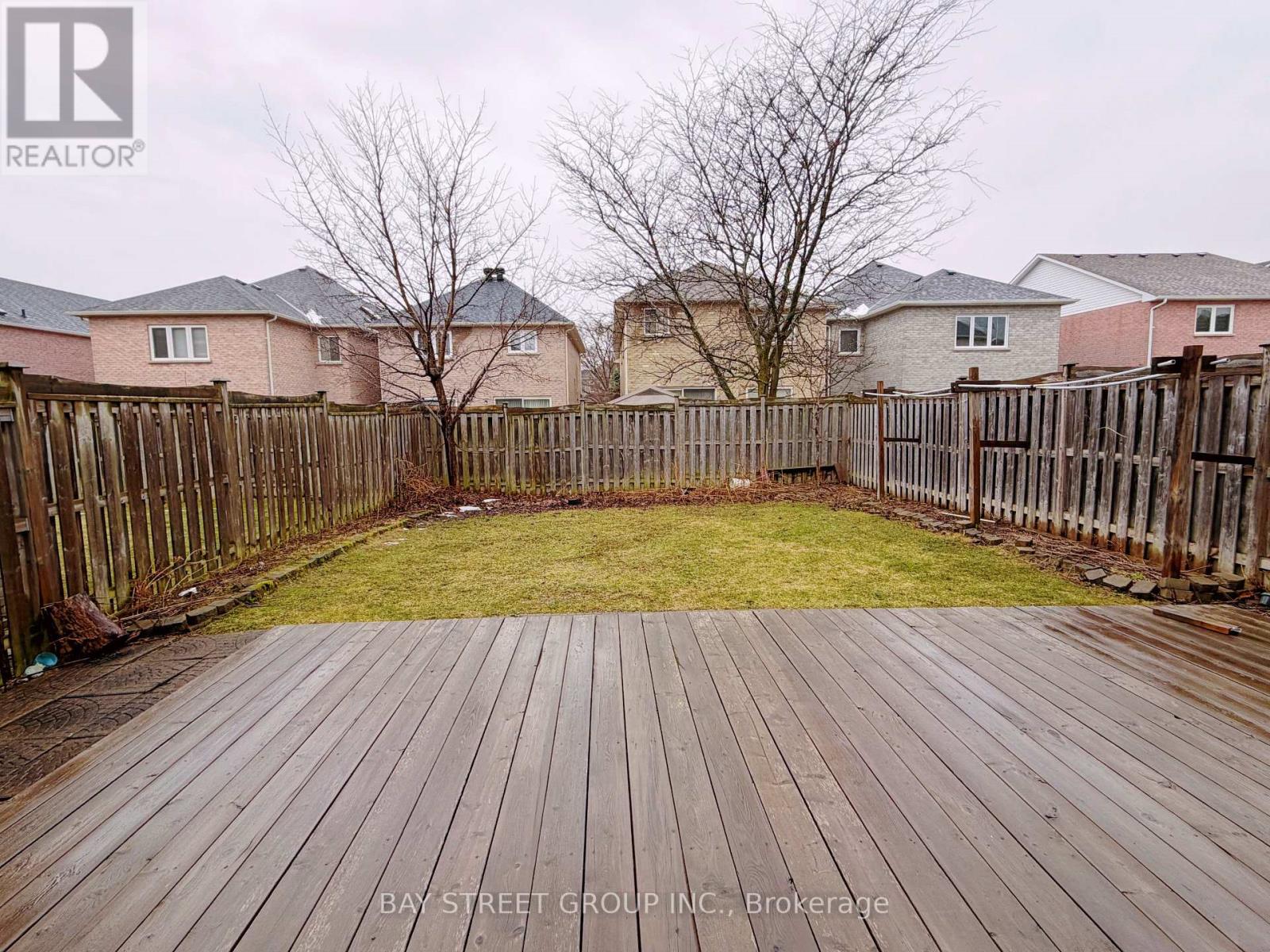 26 Campden Place, Markham, Ontario L6C 2J8 - Photo 7 - N12905750