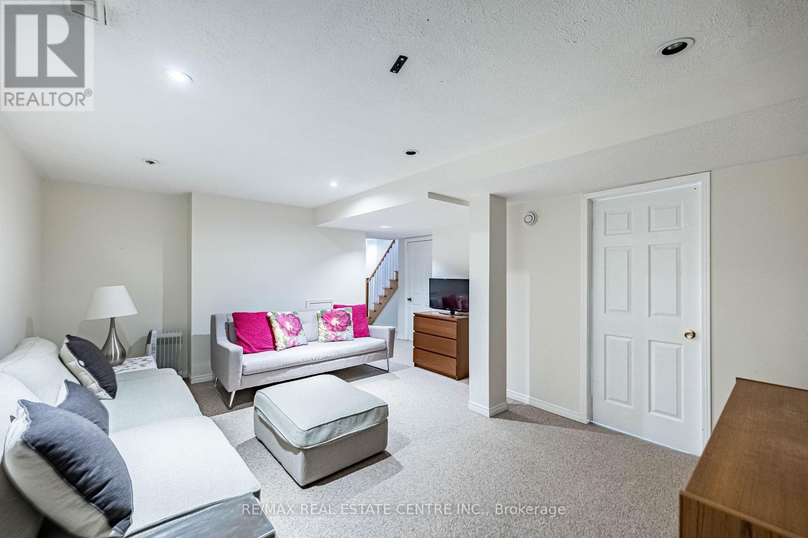 416 Marlatt Drive, Oakville, Ontario  L6H 5X5 - Photo 34 - W12858726