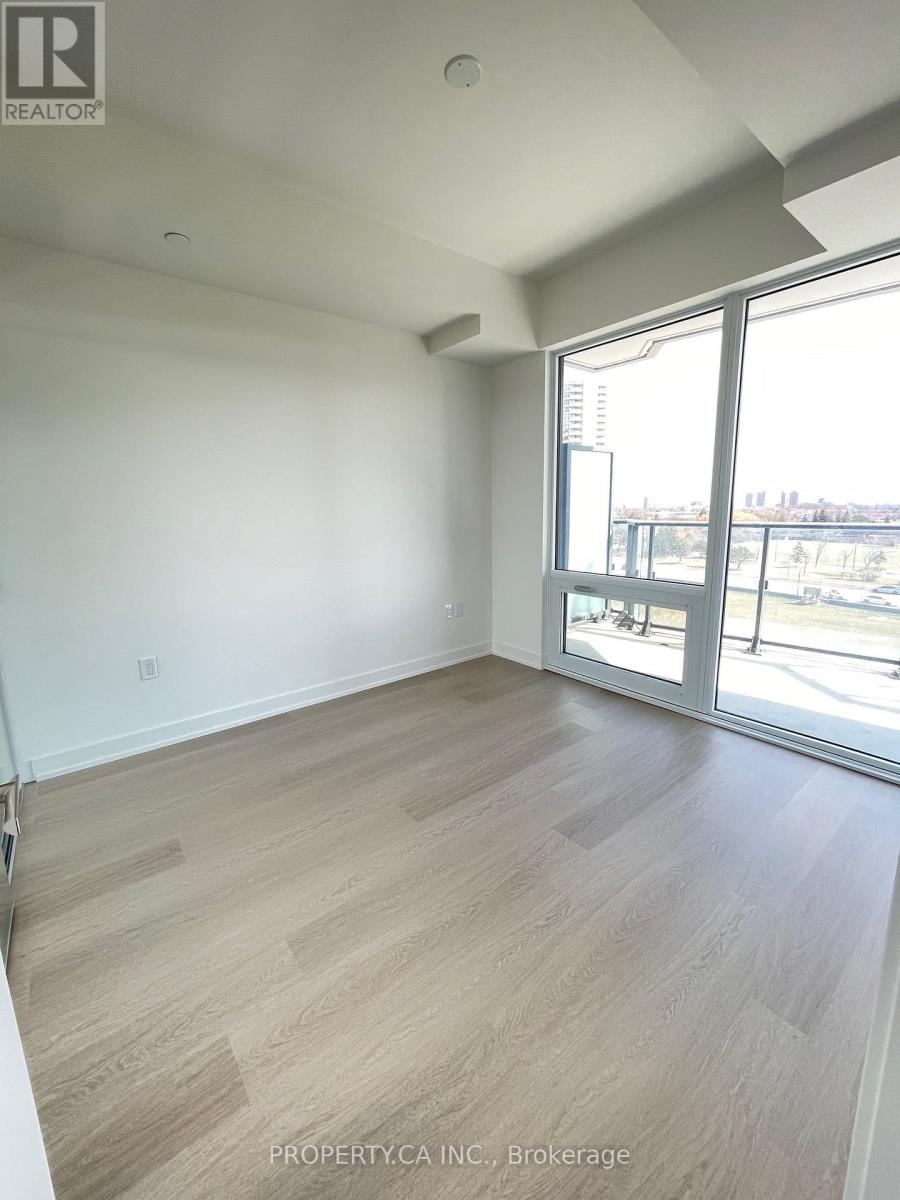 417 - 448 Burnhamthorpe Road, Mississauga, Ontario  L5B 4A4 - Photo 5 - W12907558