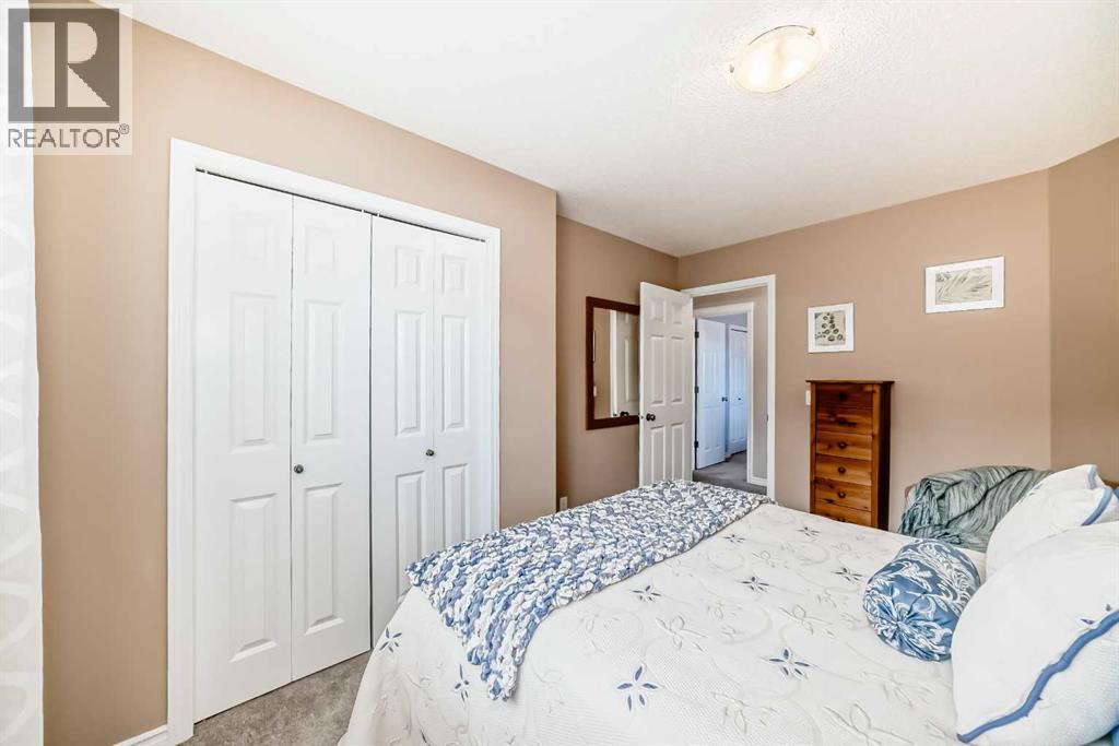 1301 Ravenswood Drive Se, Airdrie, Alberta  T4A 0J4 - Photo 32 - A2292085